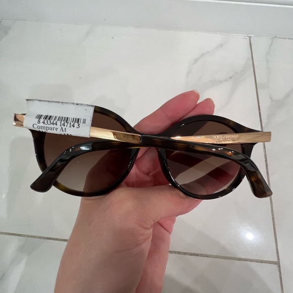 Dolce & Gabbana Sunglasses - Picture 4 of 6